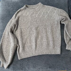 Jennifer Lopez sweater size Large